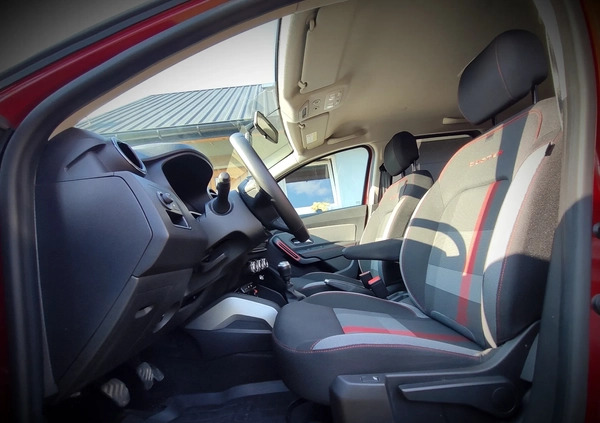 Dacia Duster cena 67900 przebieg: 39436, rok produkcji 2019 z Łęczna małe 379